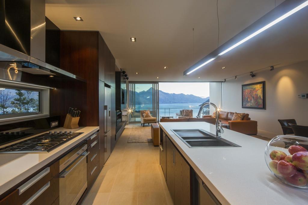 Villa De Luxe, A Relax It'S Done Luxury Holiday Home Куийнстаун Екстериор снимка